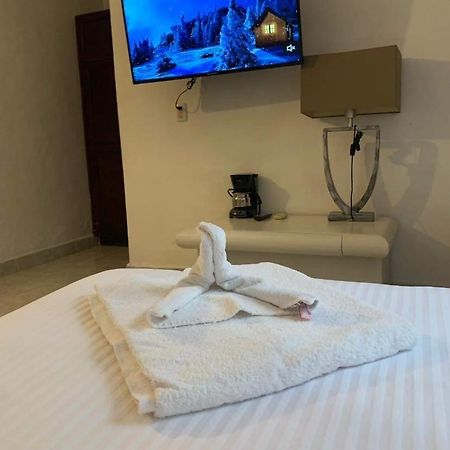 קוזומל Hotel Hermanos Aguilar מראה חיצוני תמונה