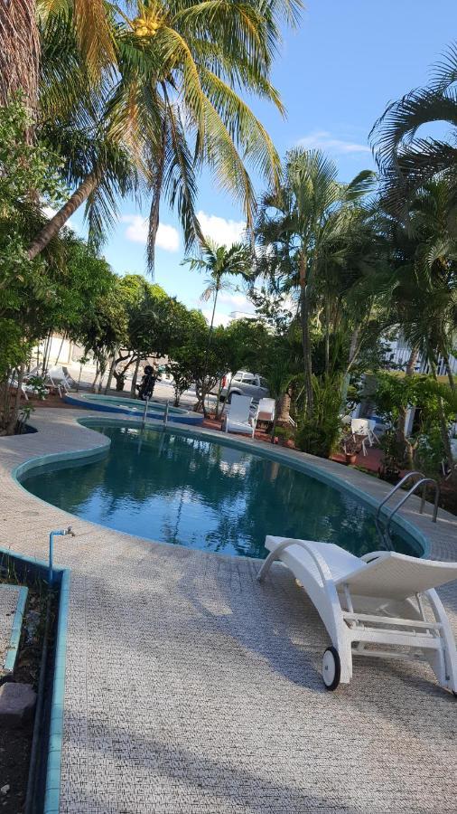 קוזומל Hotel Hermanos Aguilar מראה חיצוני תמונה