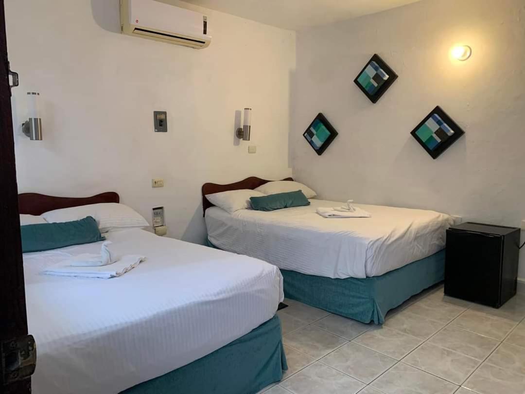 קוזומל Hotel Hermanos Aguilar מראה חיצוני תמונה